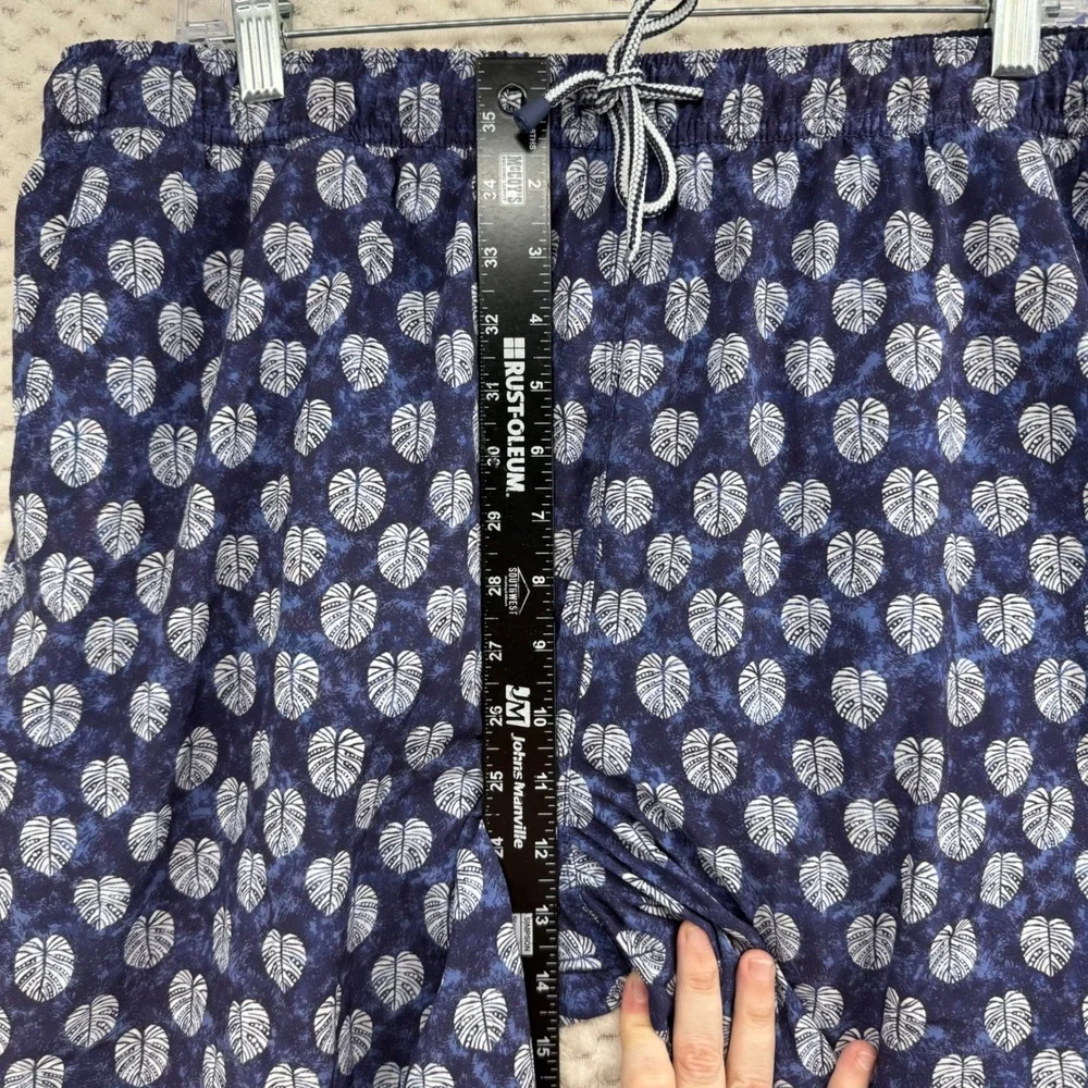 Peter Millar Swim Trunks Mens XL Navy Blue Monstera Leaf Seaside Mesh Lined 8in